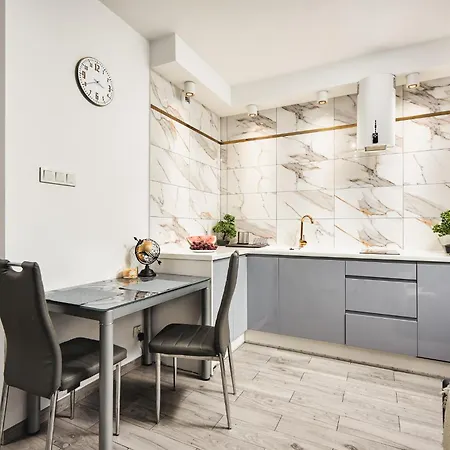 Lumina Luxury Manufactura Apartment Lodz (Lodz)
