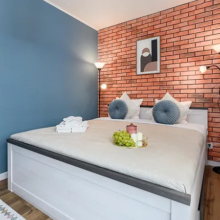 Lumina Luxury With Parking Apartament *